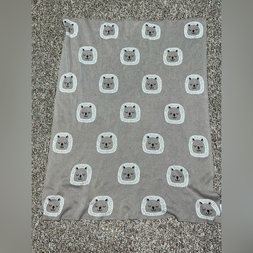 Boy, girl, toddler Gray Lion Patterned Blanket, infant blanket